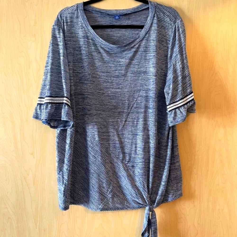 APT. 9 BLUE AND WHITE STRIPE TIE TOP XXL